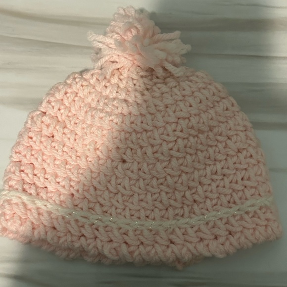 Handmade Knitted Pom Pom Hat - Picture 1 of 1